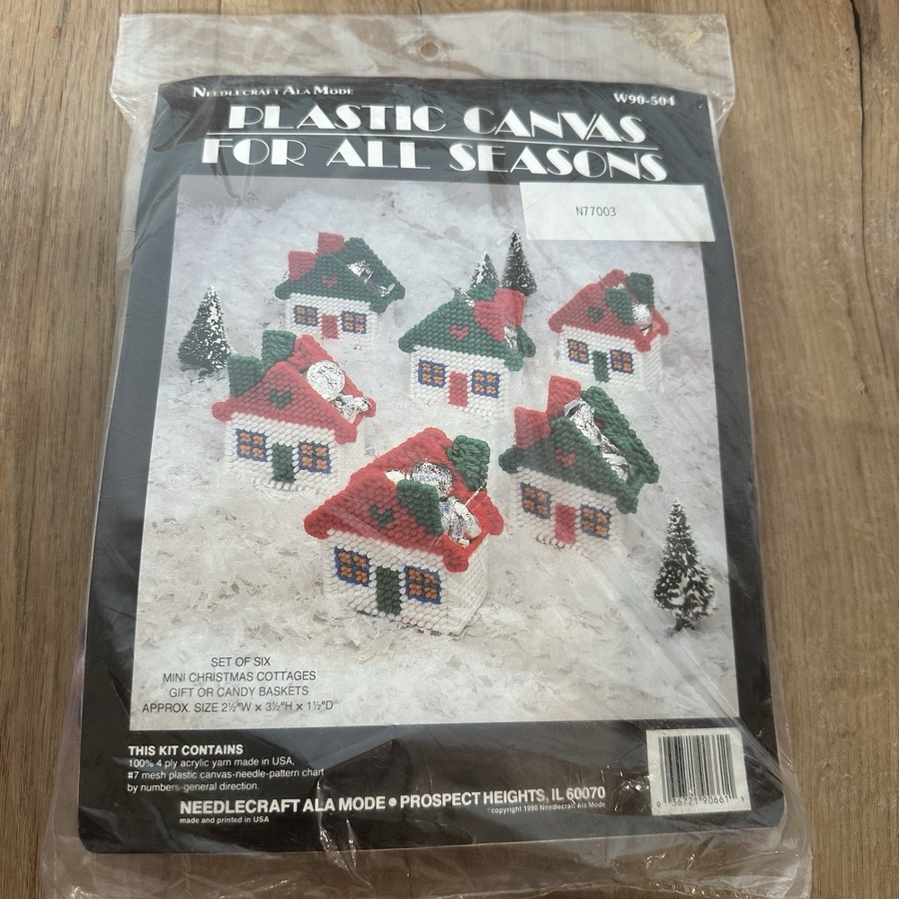 VTG Plastic Canvas For All Seasons Christmas Cottages W90-504 Sealed